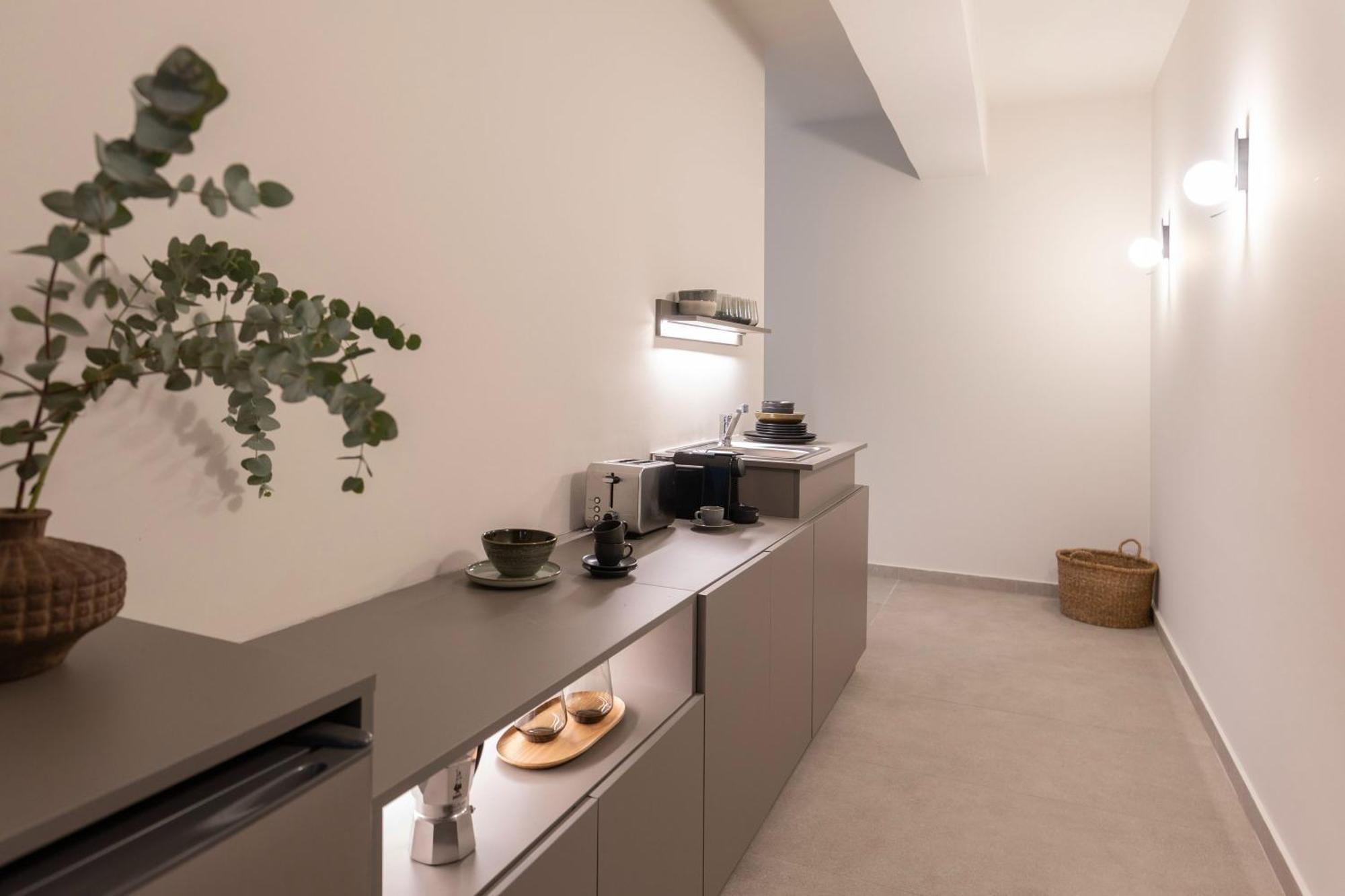 Celestial Athens Suites At Praxitelous Atenas Exterior foto