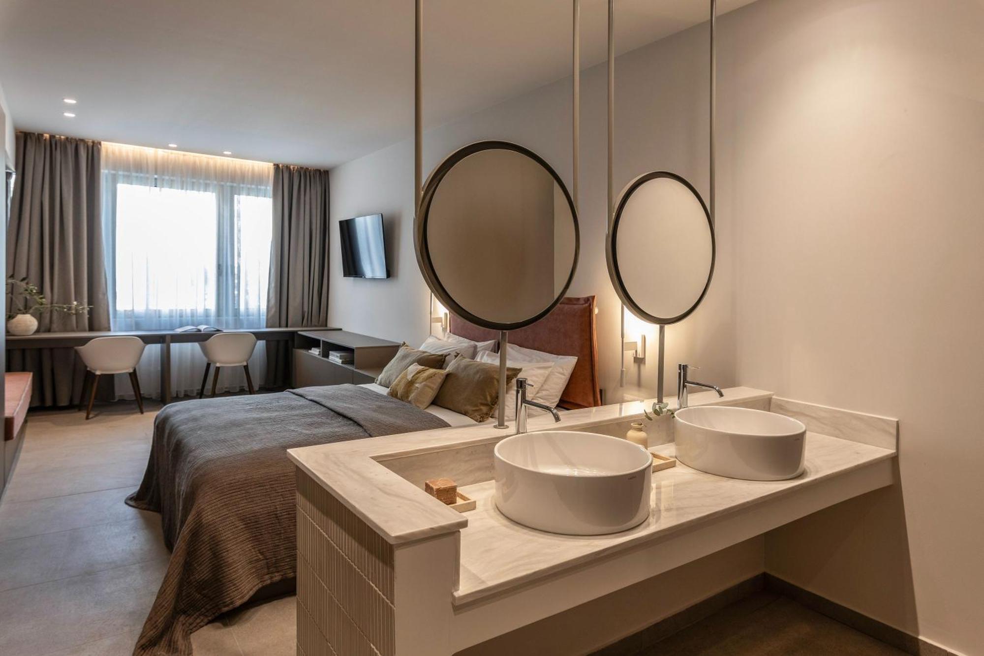 Celestial Athens Suites At Praxitelous Atenas Exterior foto